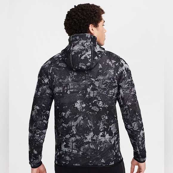 Nike Tech Windrunner Men's Fleece Full-Zip Hoodie - HV5055-060 - Size L - NWT - Picture 2 of 10